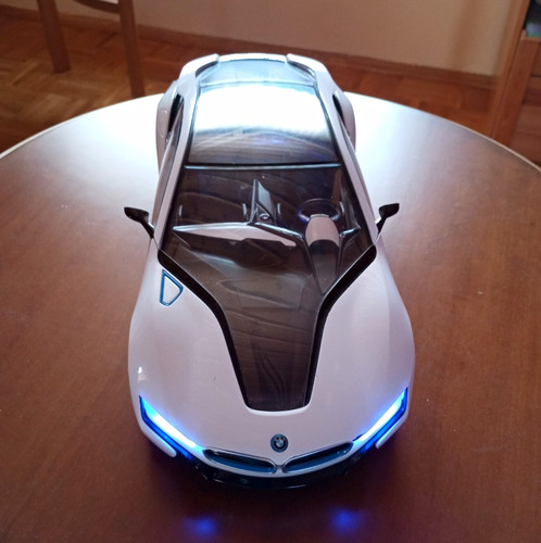 Bmw sportwagen - i8, rc